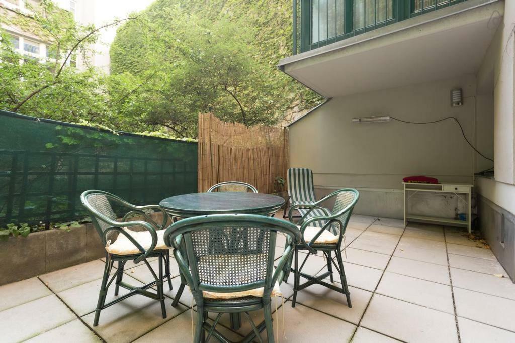 Relaxing Terrace Apartment In Lively Area Wien Ngoại thất bức ảnh